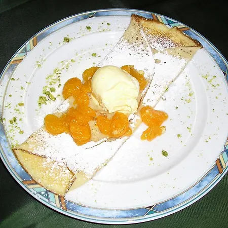 Sprenger Vendégház 3*